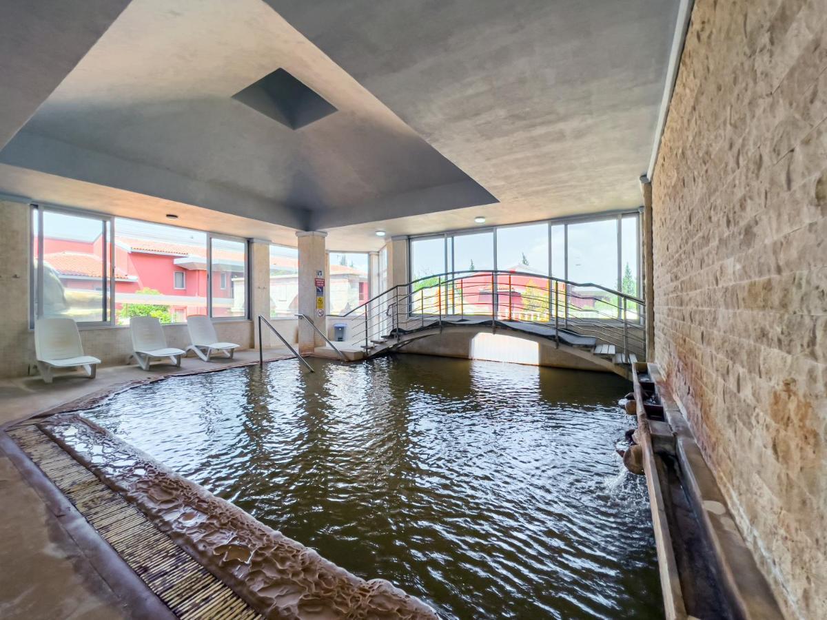 Spa Hotel Colossae Thermal Karahayit  Ngoại thất bức ảnh The indoor thermal pool