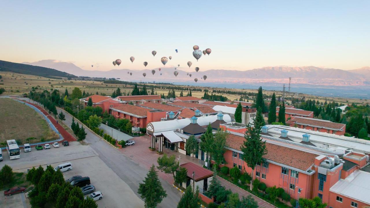 Spa Hotel Colossae Thermal Karahayit  Ngoại thất bức ảnh Aerial view of the campus